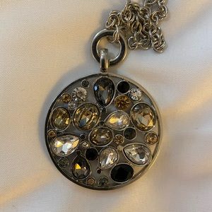 Nw/oT Chico’s Silver Long Necklace w/Faux Gemstone